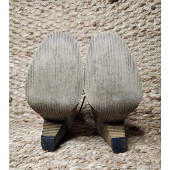 Mia Shawna Womens Size 6 M Taupe Sage Suede Heel Lace Up Fashion Ankle Boots - Picture 10 of 10